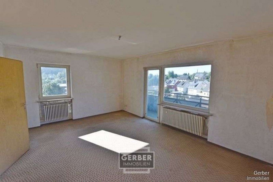 Wohnzimmer IST Etagenwohnung Naila