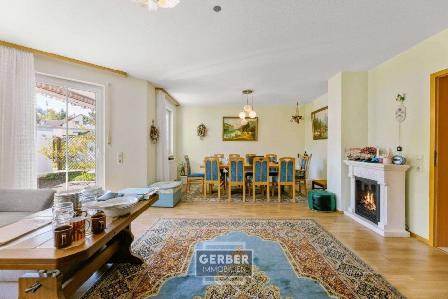10 EG Wohnzimmer Doppelhaush�lfte D�hlau