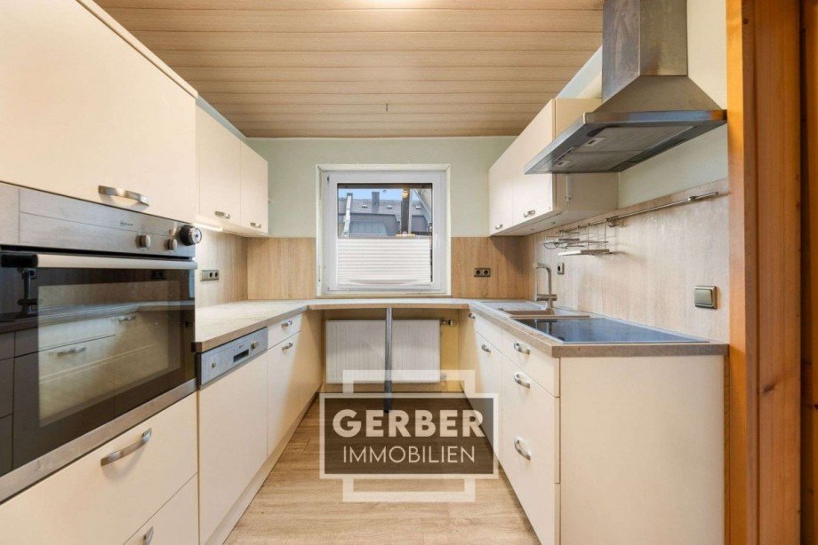 19 EG K�che Reihenmittelhaus Hof / Hofeck