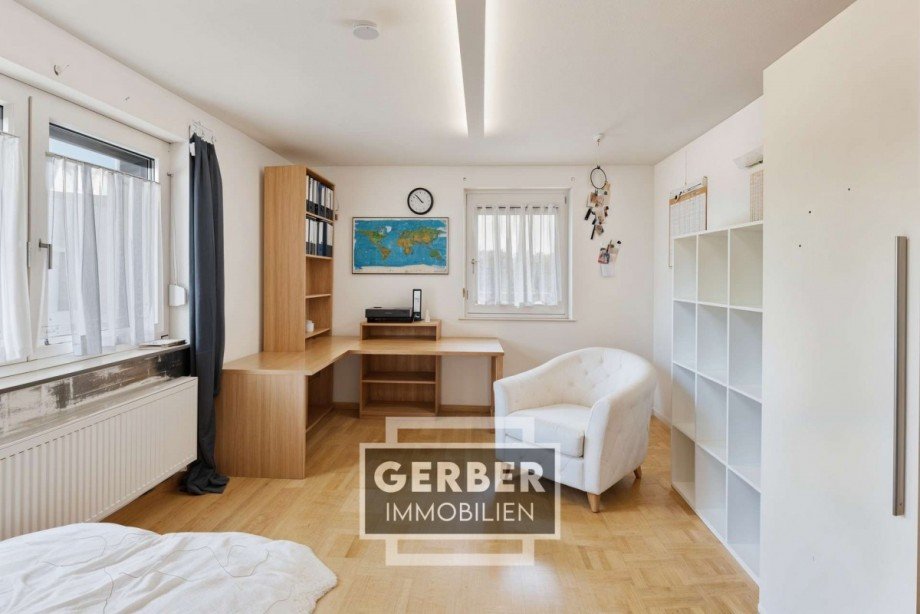 26kl 1. OG, Renovierungsbeispiel Zweifamilienhaus Geroldsgr�n Steinbach