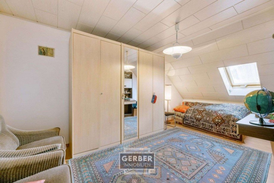 14 1. OG Zimmer 3 Doppelhaush�lfte D�hlau