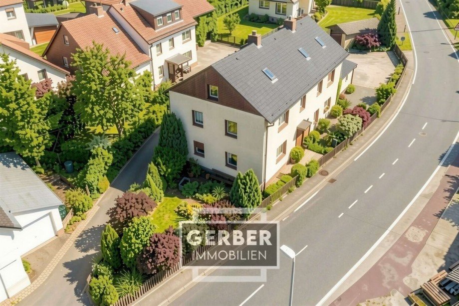 04 Drohne, KI-Optimiert Zweifamilienhaus Geroldsgr�n Steinbach