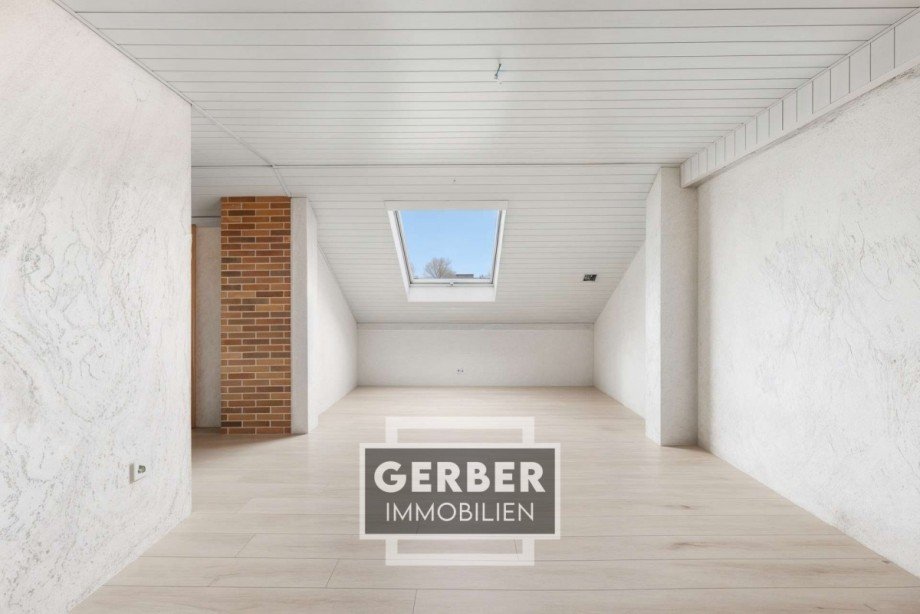 32 DG Zimmer - Renovierungsbeispiel Reihenmittelhaus Hof / Hofeck