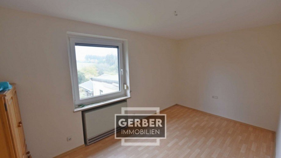 EG kleines Zimmer Zweifamilienhaus Selbitz