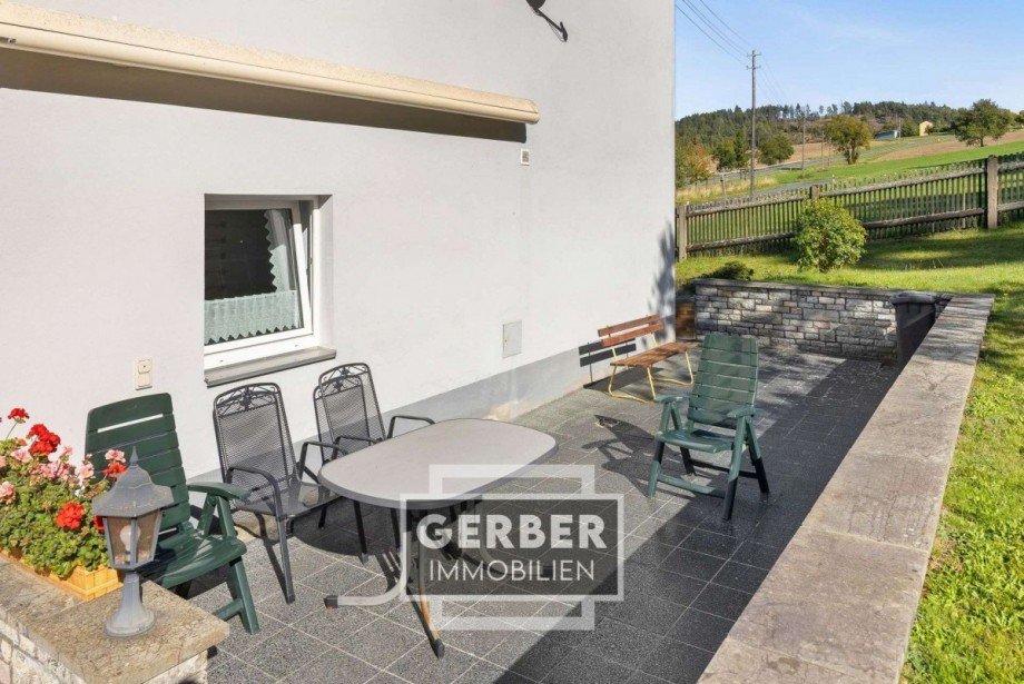 05 Au�en Zweifamilienhaus Issigau Kemlas
