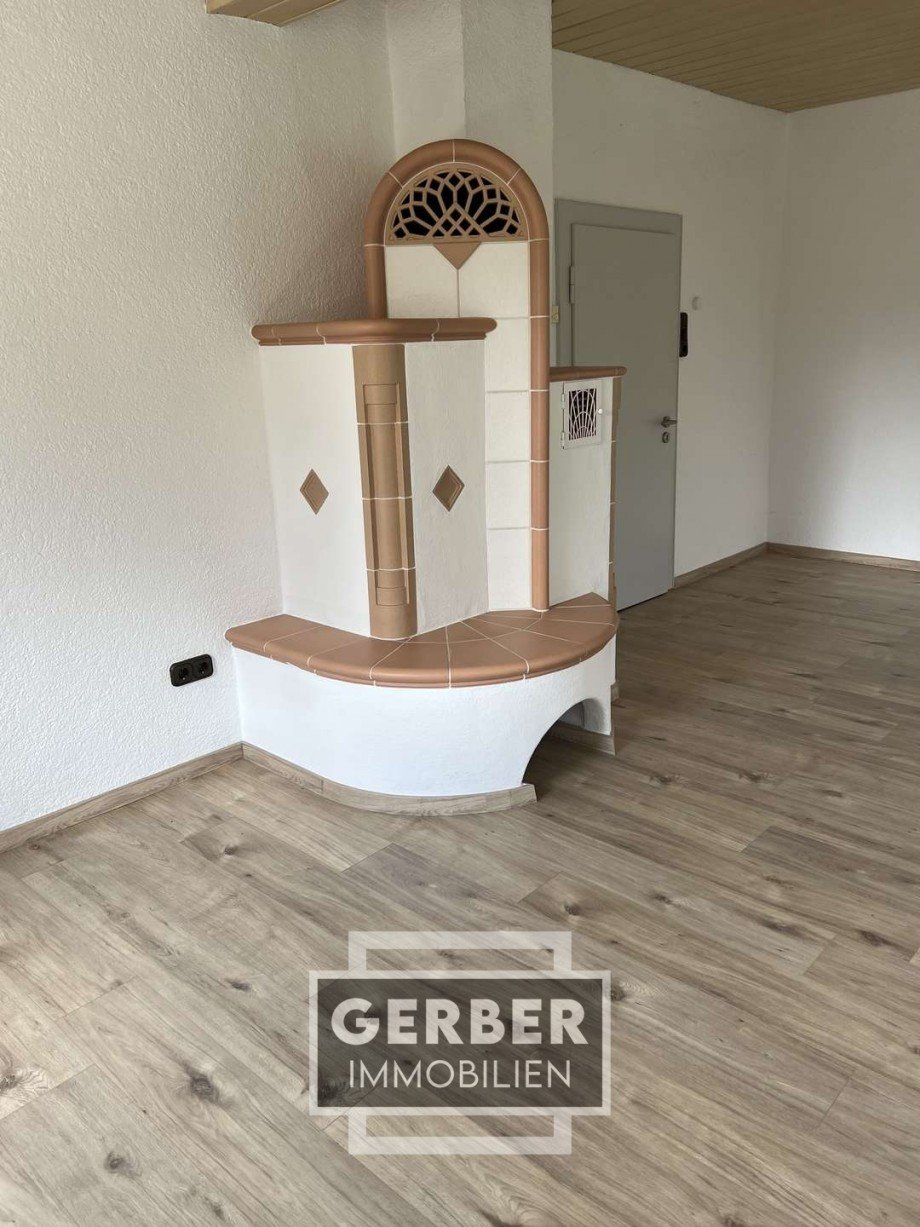 10 EG WZ Kachelofen Einfamilienhaus Schwarzenbach am Wald