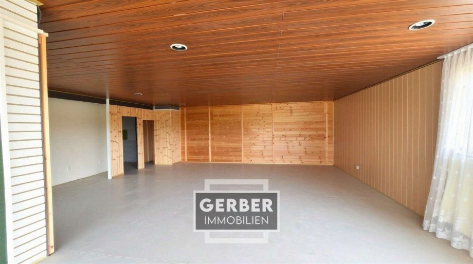 Wohnzimmer - Teil 1 Penthousewohnung Hof
