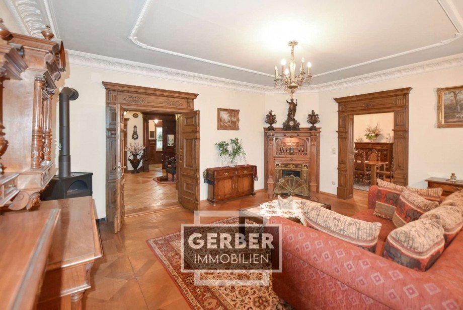 EG Wohnbereich mit Zugang gro�e Terrasse Haus Hof