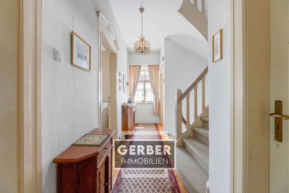 14 OG Flur Doppelhaush�lfte M�nchberg