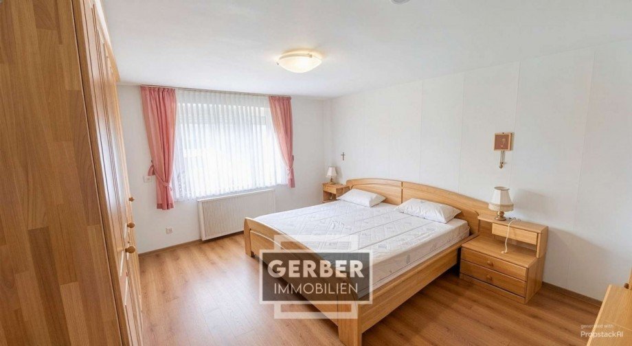 OG Schlafzimmer Zweifamilienhaus Selbitz