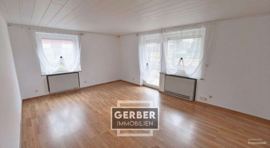 OG Wohnzimmer Zweifamilienhaus Selbitz