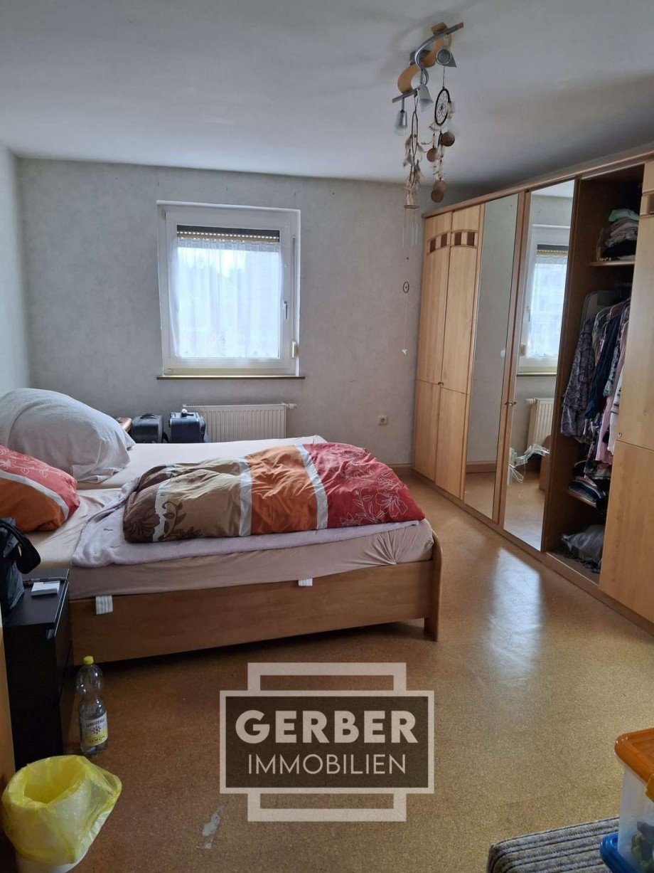 1.OG Zweifamilienhaus Geroldsgr�n Steinbach