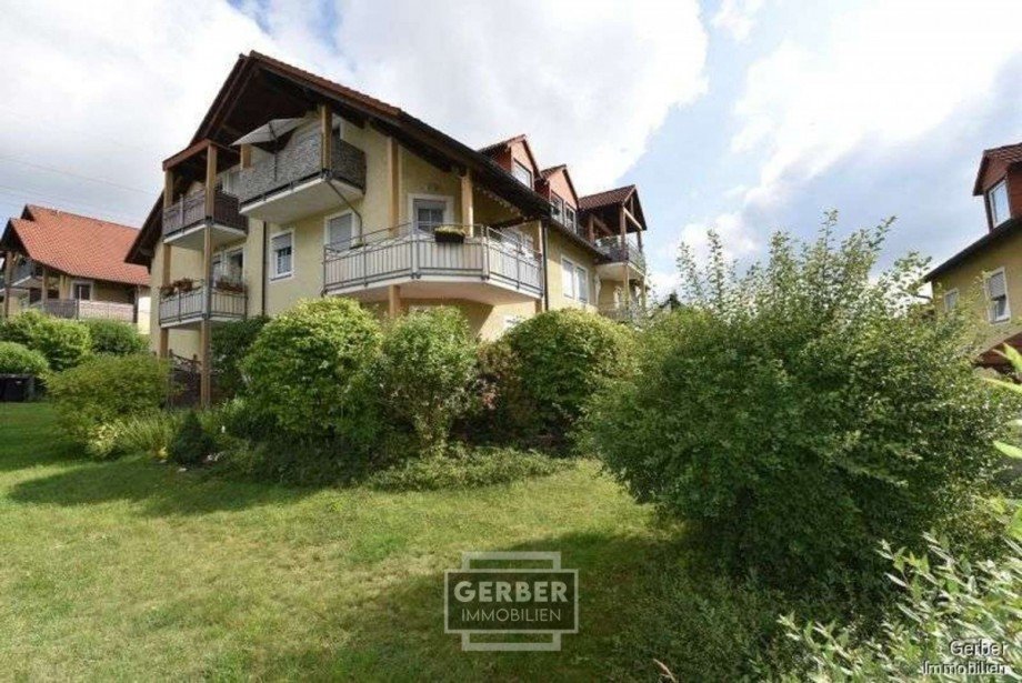 Hausfront Etagenwohnung K�ditz