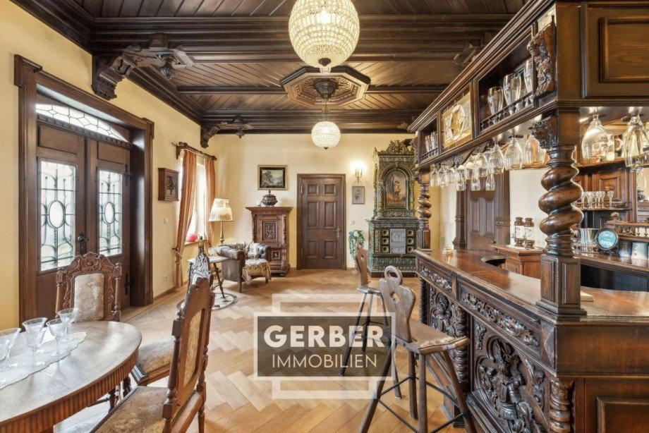 OG Englische Bar, Wohnbereich ca. 33m� Haus Hof