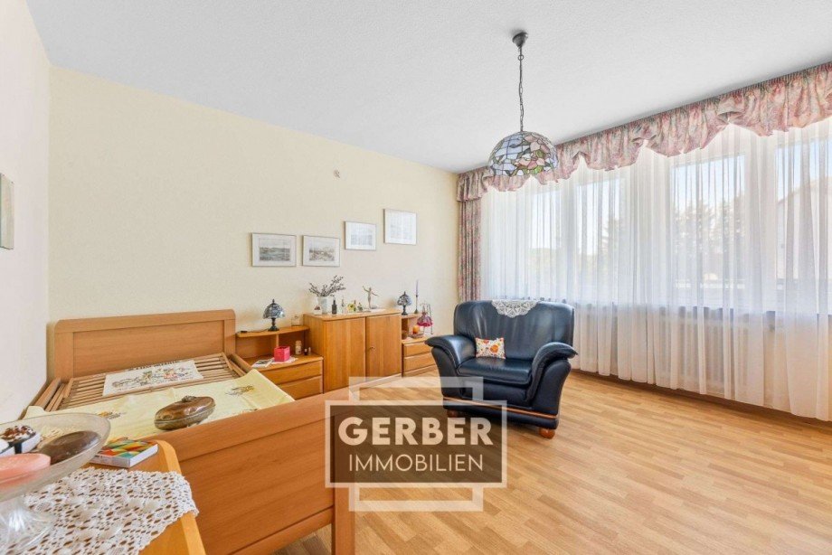 12 OG kl Einfamilienhaus Issigau