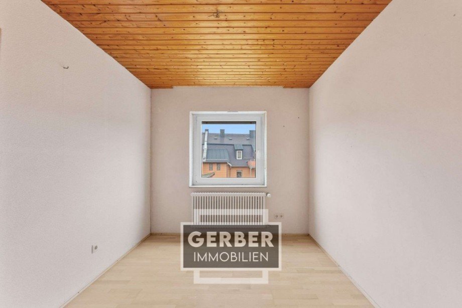 27 OG Zimmer 1 Reihenmittelhaus Hof / Hofeck