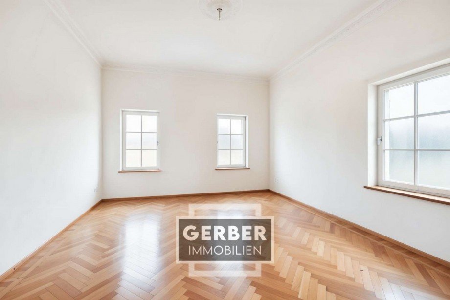 OG Himmelbettzimmer, G�stezimmer gro� - (KI generiert) Haus Hof