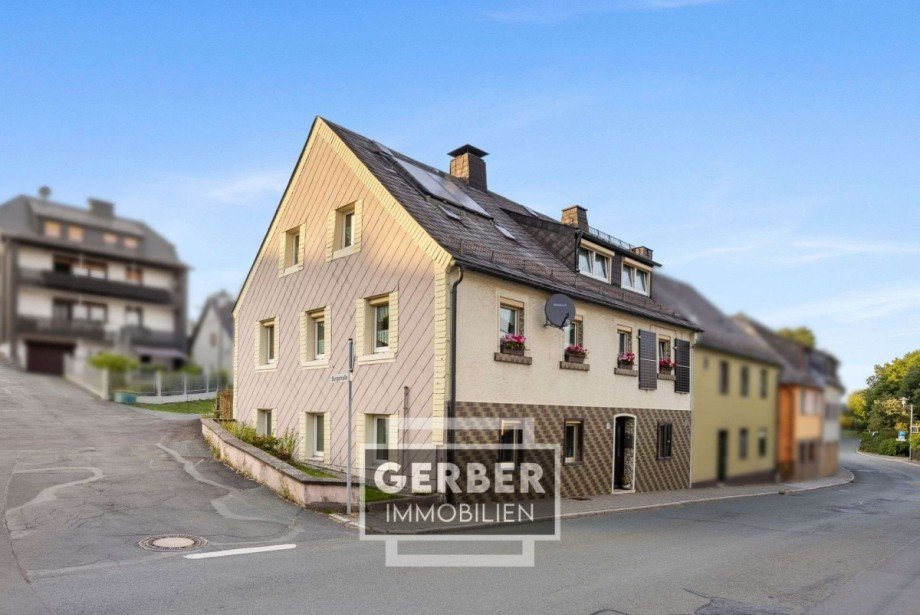 01 Seitenansicht Doppelhaush�lfte Schwarzenbach am Wald
