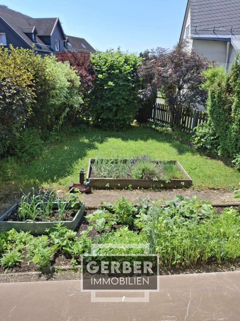 Garten Zweifamilienhaus Geroldsgr�n Steinbach