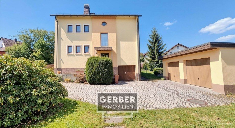 Au�enansicht Zweifamilienhaus Selbitz
