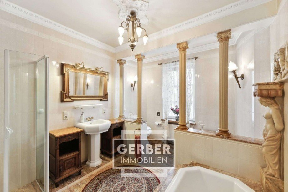 EG Badezimmer Haus Hof