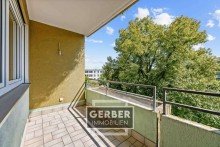 09kl Ger�umige 3 Zi.-Wohnung mit neuen Fenstern und Tiefgarage