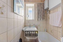 23 OG kl. Bad mit Wanne Familiengl�ck in M�nchberg: Charmante Doppelhaush�lfte mit Gestaltungspotenzial