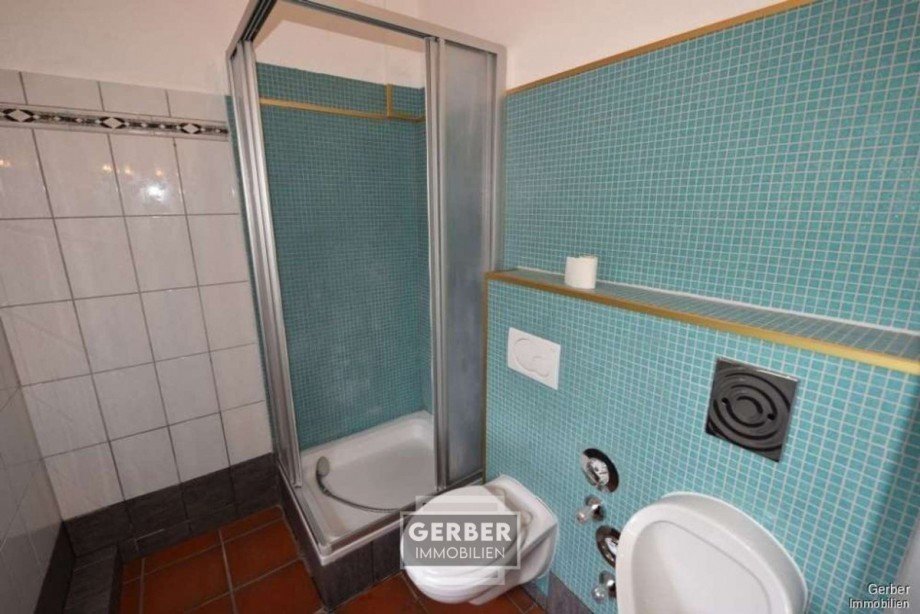 Ehemalige Kneipe WC Mehrfamilienhaus Naila / Marxgr�n