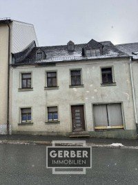 Bild (f0c224bf63b5fc1c4100c4d7946e47c5): 2 H�user: Sanierungs-Stadthaus und Abriss-Objekt