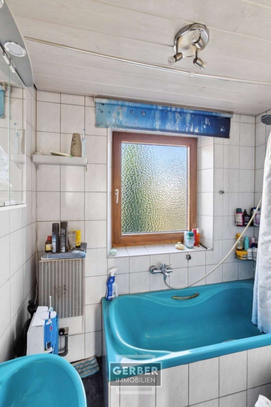 OG Bad Doppelhaush�lfte Helmbrechts
