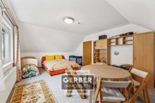 DG Zimmer 2 Gepflegtes Haus mit Wohnmobilgarage