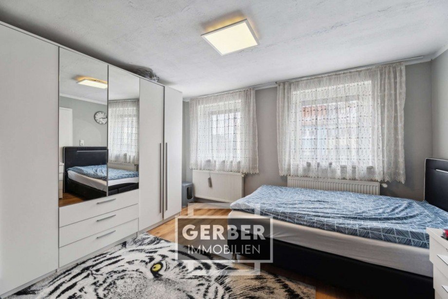 OG, Zimmer 2 Reiheneckhaus Hof