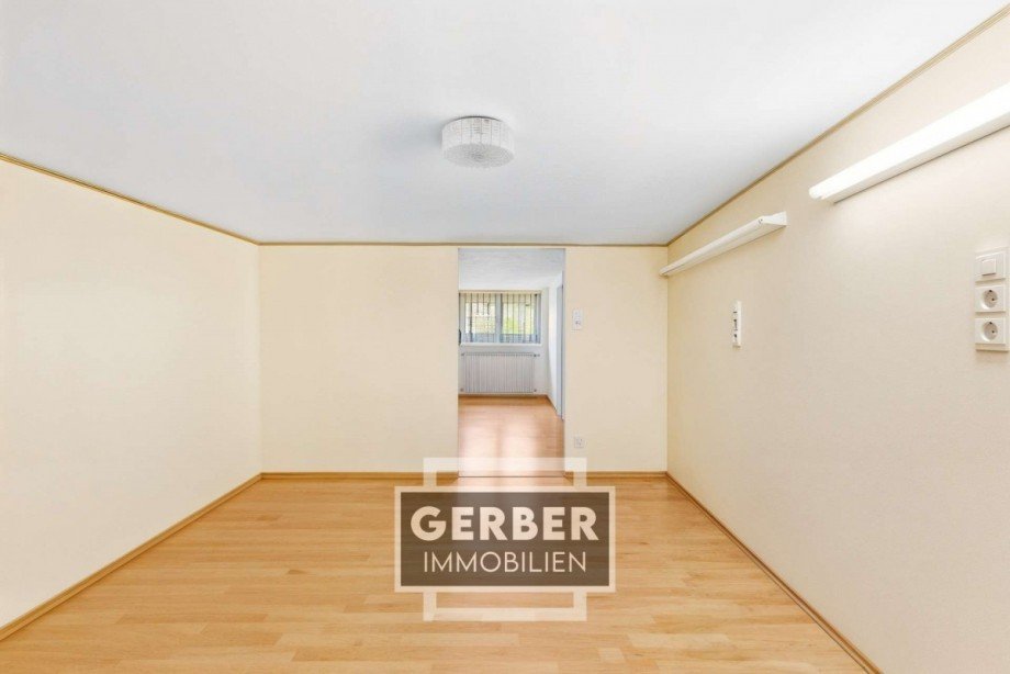 24 DG - Renovierungsbeispiel Zweifamilienhaus Issigau Kemlas